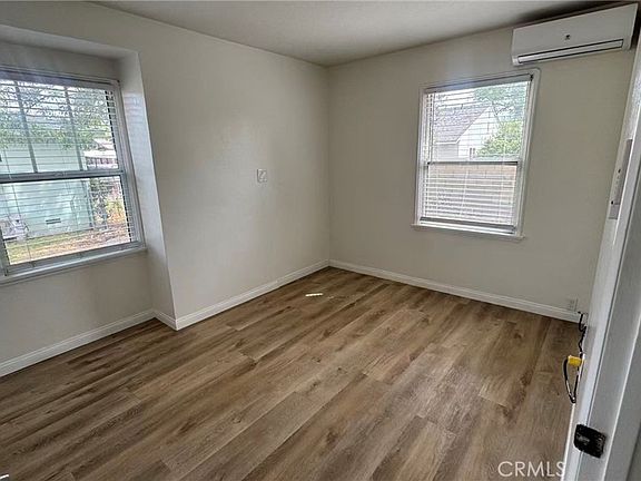 5th image of 5613 Encinita Ave