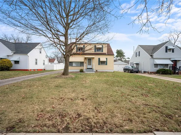 482 Westview Rd, Bedford, OH 44146