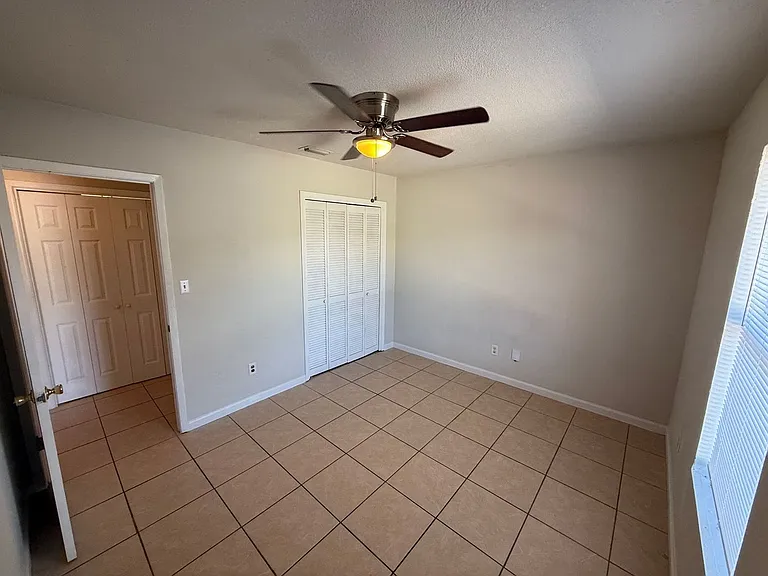 3399 Greenbriar Cir #2 — Photo 11