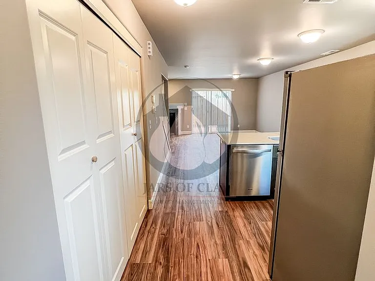 3681 Peter Ln NE — Photo 7