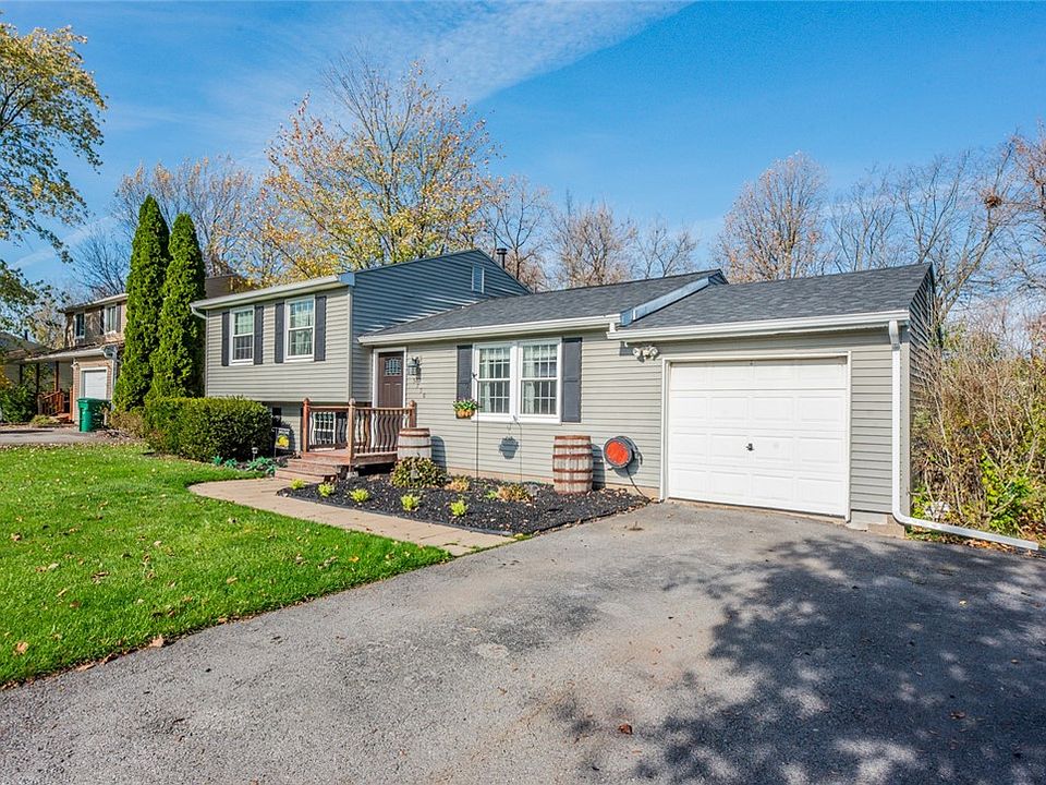 5750 Dalton Dr, Farmington, NY 14425 | Zillow