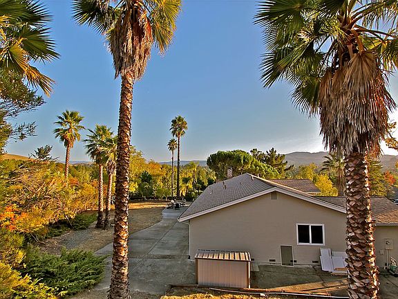 Tranquil & peaceful setting in Shadow Hills