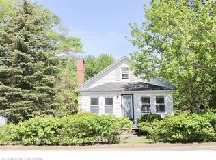 176 Middlesex Rd, Topsham, ME 04086