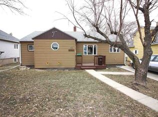 510 1st Ave NE, Kenmare, ND 58746