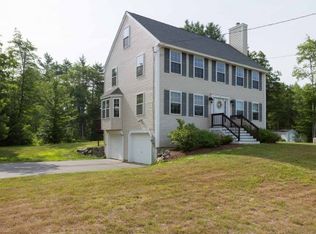 51 Rollins Rd, Epping, NH 03042