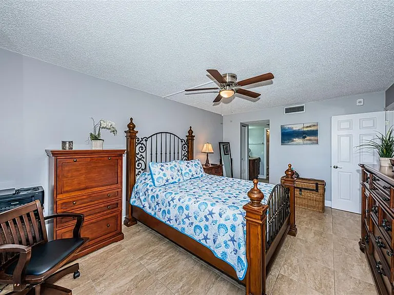 6295 Bahia Del Mar Cir #405 — Photo 16