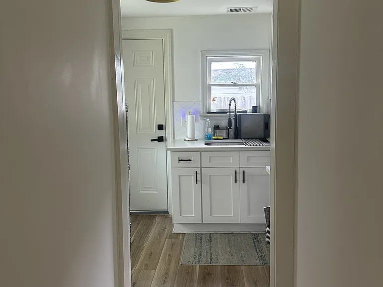 2034 Beech Ave — Photo 7