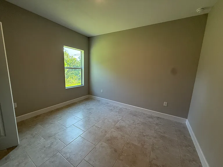 232 Bell Blvd S — Photo 13