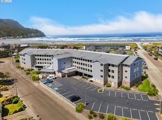 111 Avenue U #207, Seaside, OR