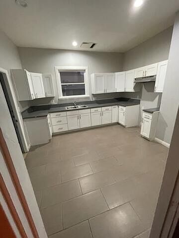1st image of 1007 N Gordon St