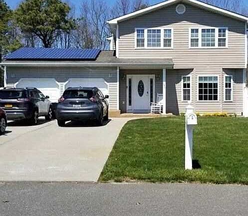2nd image of 103 Chanel Dr E