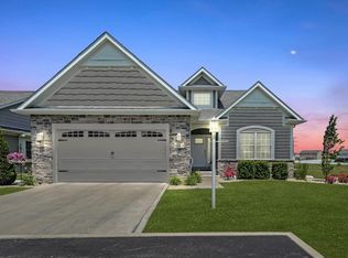 10355 White Sand Ln #B, Dyer, IN 46311