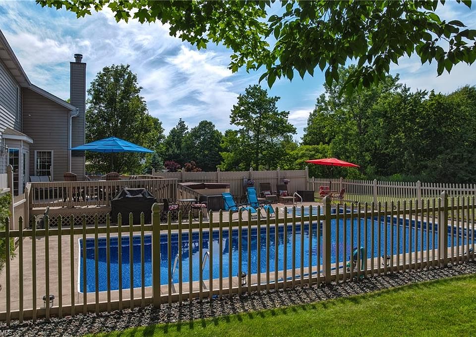 2nd image of 5135 Turnbury Dr