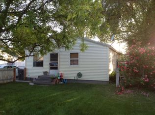 2004 Cornell Ave, Yakima, WA 98903