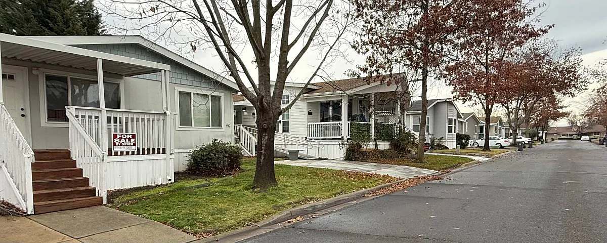 Alexander Ln, Medford — Photo 2