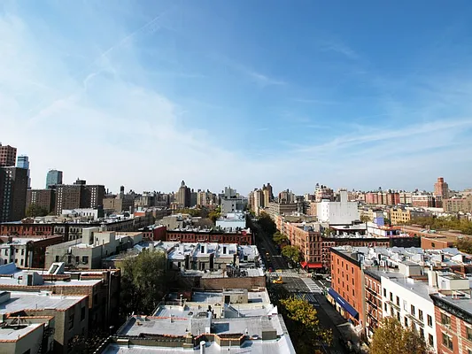 Sold by Sotheby's International Realty | media 14