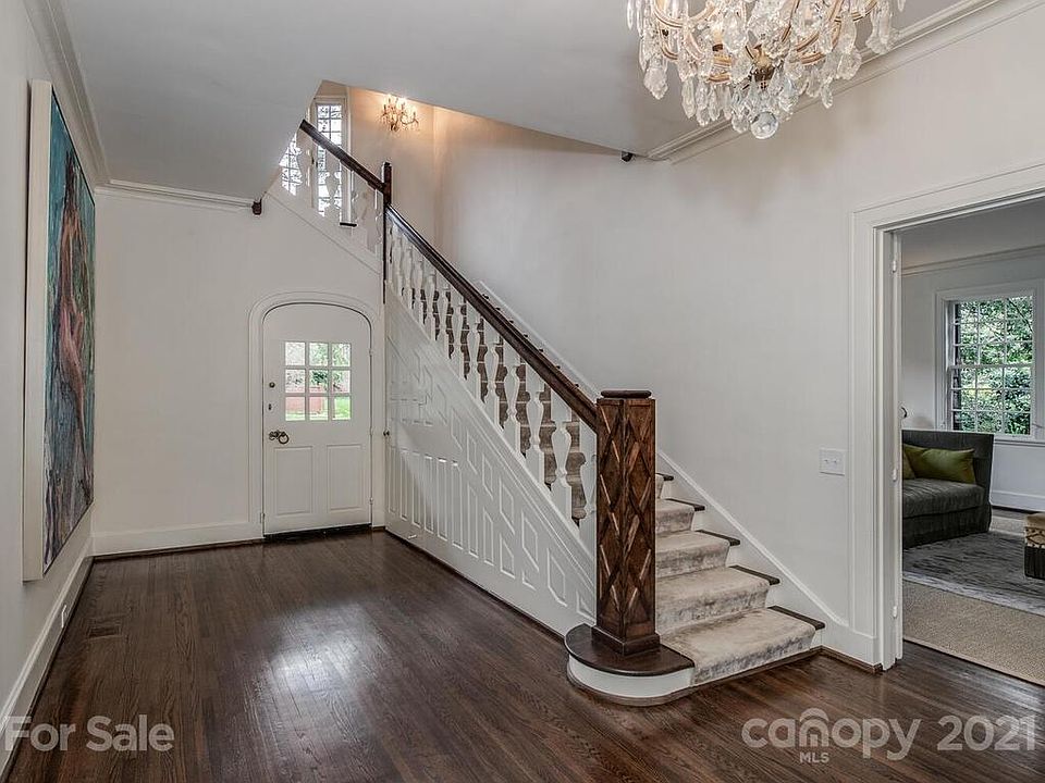 200 Hermitage Rd, Charlotte, NC 28207 Zillow