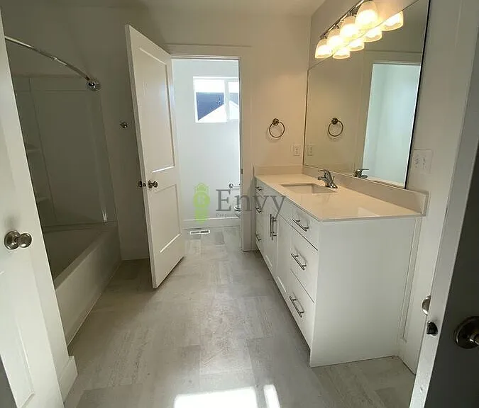 2631 S 2300 W #147 — Photo 5