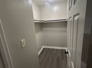 21 W Colonial, Thomasville, NC 27360
