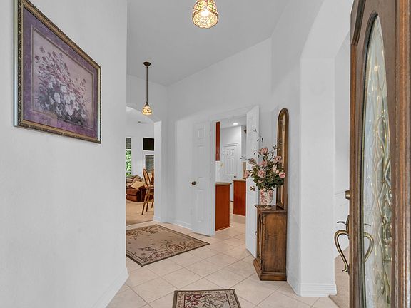 4th image of 15501 Victorias Way Drive