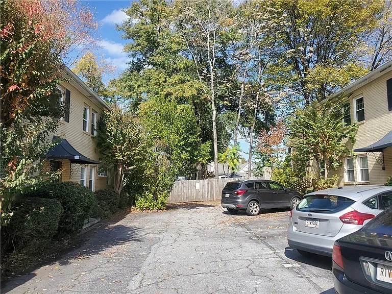 1042 Saint Charles Ave NE #6 — Photo 30