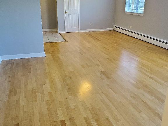 5th image of 6161 N Hoyne Ave APT 401