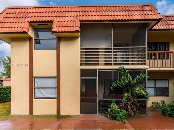 6545 W 27th Ct APT 11-47, Hialeah, FL 33016