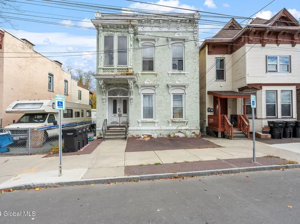 886 River Street, Troy, NY 12180
