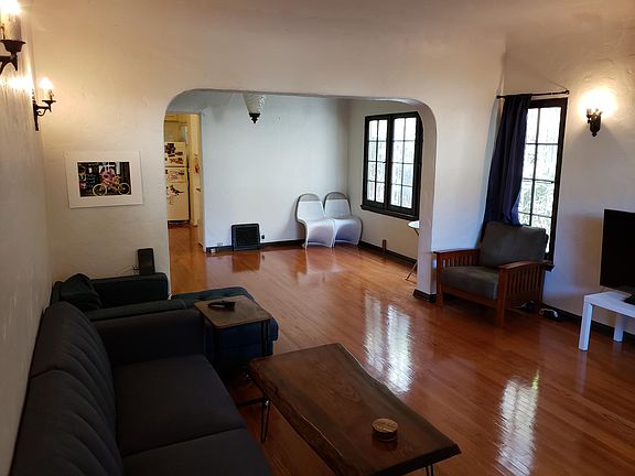 2nd image of 411 N Spaulding Ave