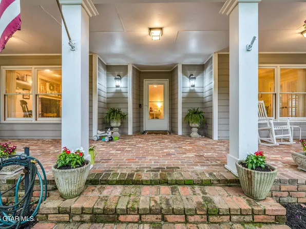 99 Fernwood Cv, Columbus, MS 39705