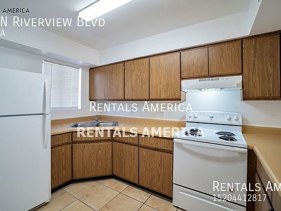 3rd image of 1362 N Riverview Blvd