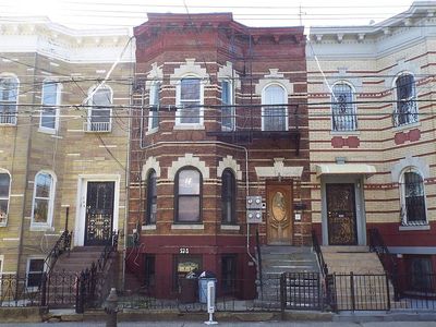 578 Cleveland St, Brooklyn, NY, 11208