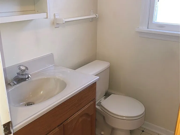 214 E Spruce St — Photo 19