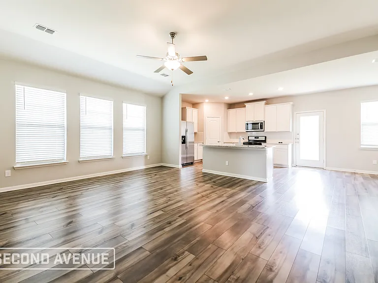 2020 Jeanine Dr — Photo 8