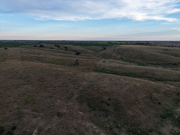 5th image of Middle Canyon Rd