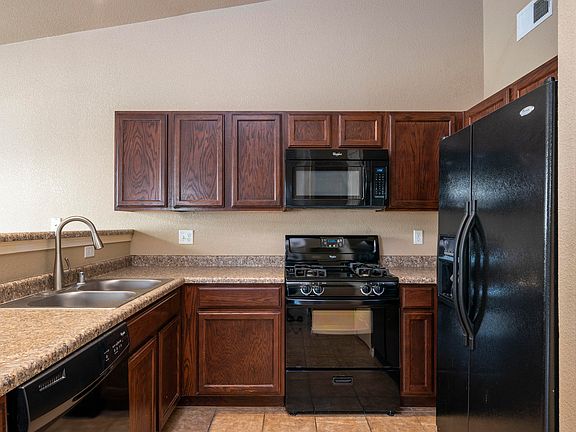 3rd image of 14215 Otter Point Dr