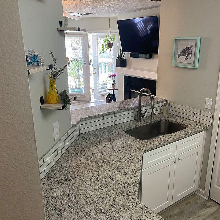 1st image of 400 Sandiron Cir Unit 425