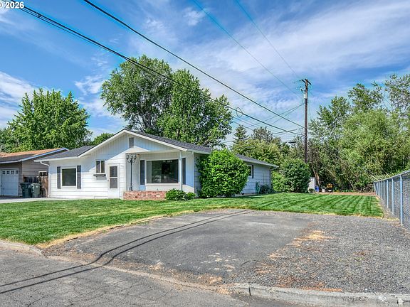 3rd image of 1303 SW 41st St