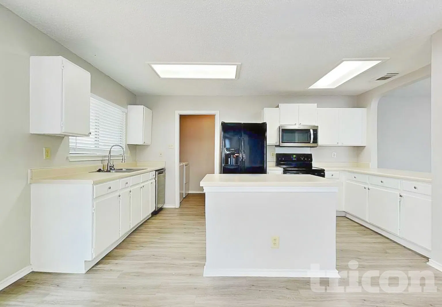 8130 Ocean Meadow Drive Converse TX — Photo 4