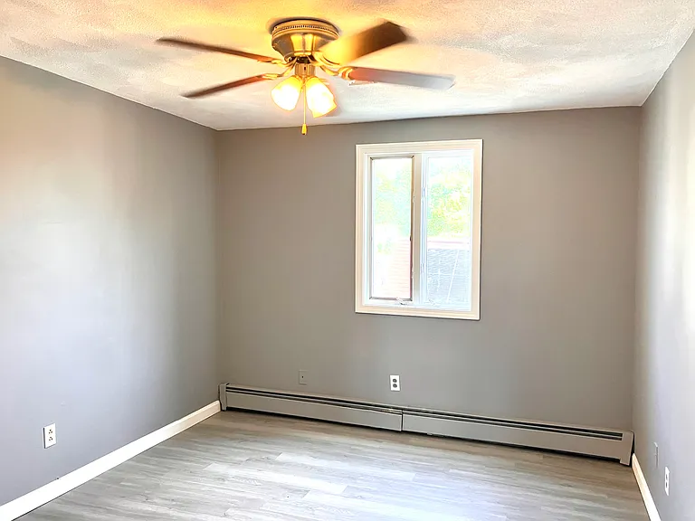 47 N Federal St #3 — Photo 8