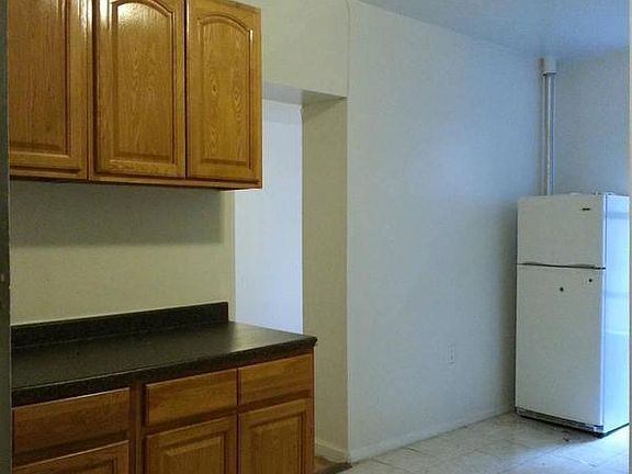5th image of 1571 Lexington Ave APT 18
