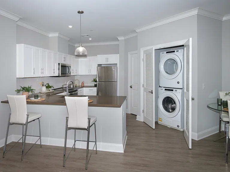 Fairfield The Wel at Lindenhurst — Photo 9