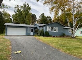 114 Olko Cir, Chicopee, MA 01020