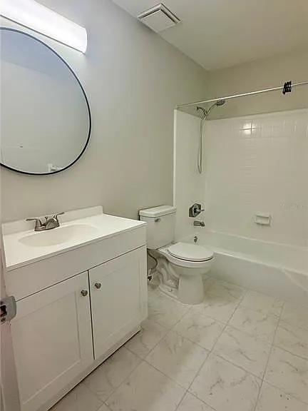 1920 E Edgewood Dr #I4 — Photo 10
