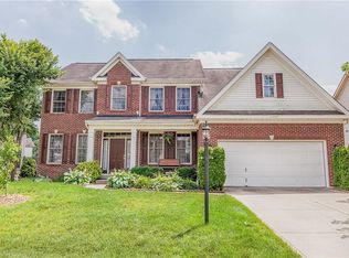 11887 Weathered Edge Dr, Fishers, IN 46037