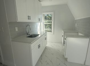 (Undisclosed Address), Yonkers, NY 10705