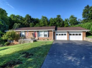 576 Jobe Rd, Elizabethton, TN 37643