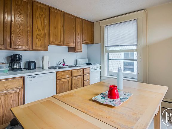 5th image of 931 Greenwood Ave APT 3
