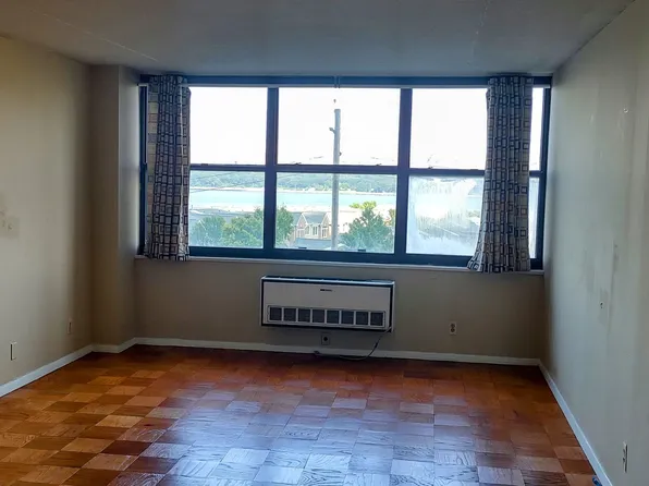 7002 Blvd East image 10 of 31