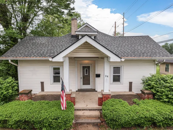 24 S Jefferson St, Mooresville, IN 46158